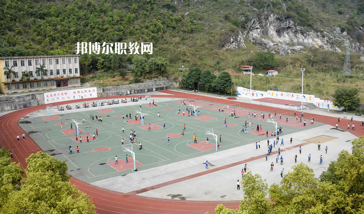 河池衛(wèi)生學校2022年報名條件、招生要求、招生對象