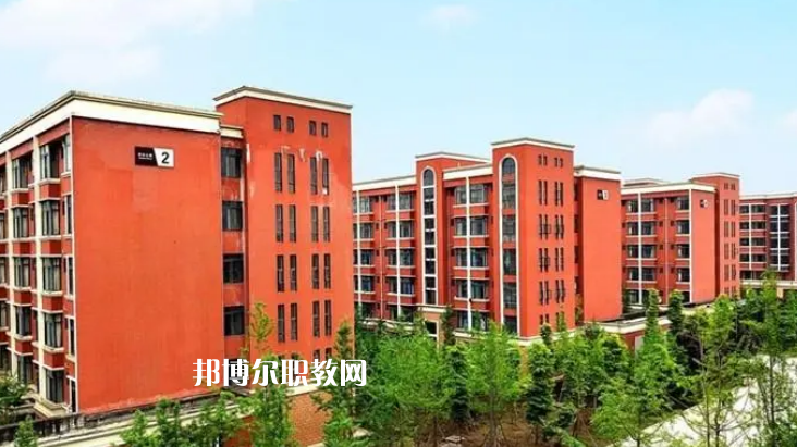 樂山醫(yī)藥科技學(xué)校2022年報(bào)名條件、招生要求、招生對象