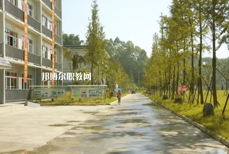 樂山嘉州衛(wèi)生職業(yè)學(xué)校怎么樣、好不好