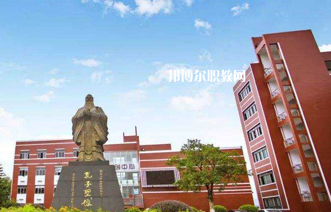 貴州輕工職業(yè)技術(shù)學(xué)院中專部2022年報(bào)名條件、招生要求、招生對(duì)象