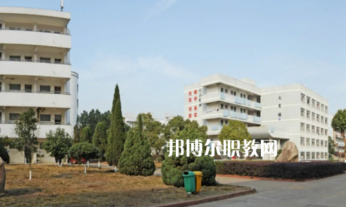 牟定縣職業(yè)高級(jí)中學(xué)2022年學(xué)費(fèi)、收費(fèi)多少