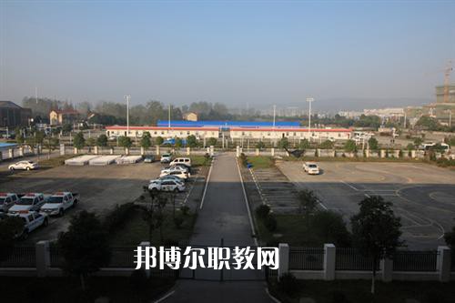 安徽滁州技師學(xué)院2022年報(bào)名條件、招生要求、招生對(duì)象