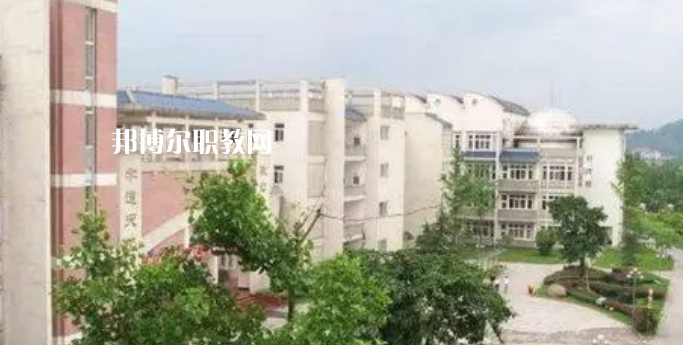 祿勸職業(yè)高級中學(xué)2022年學(xué)費(fèi)、收費(fèi)多少