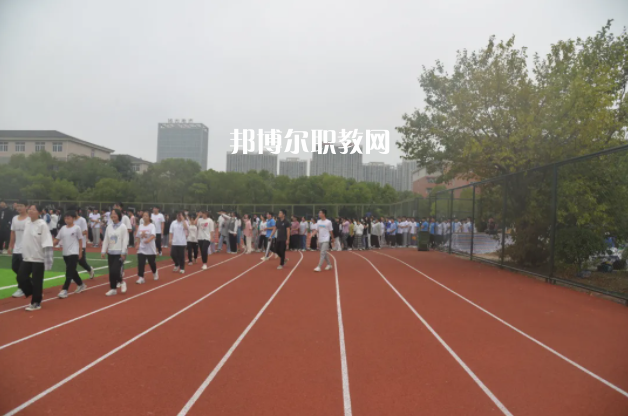 安徽明星科技中專學(xué)校2022年報(bào)名條件、招生要求、招生對(duì)象