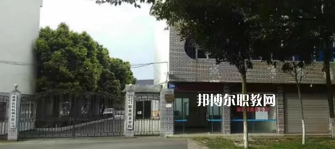 成都莊園機電職業(yè)技術學校怎么樣、好不好