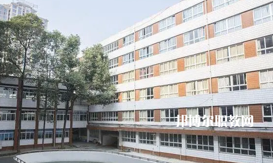 芒市職業(yè)教育中心2022年報(bào)名條件、招生要求、招生對(duì)象