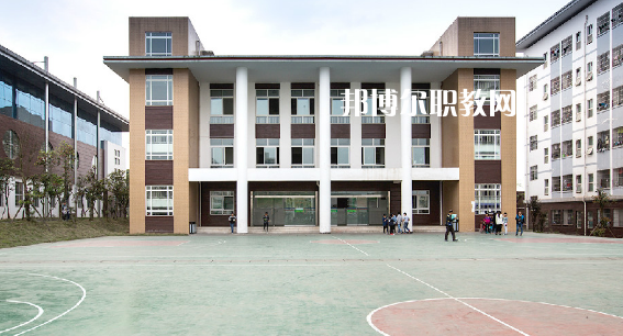 四川屏山職業(yè)技術(shù)學(xué)校2022年報(bào)名條件、招生要求、招生對(duì)象