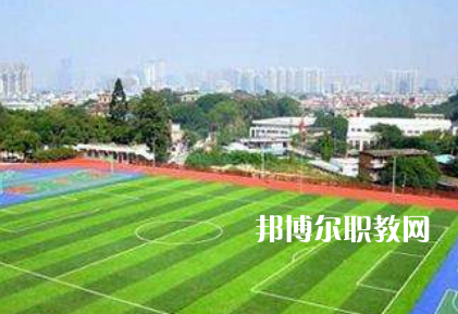 大理衛(wèi)生學(xué)校2022年報(bào)名條件、招生要求、招生對象