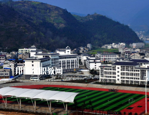 重慶巫溪職業(yè)教育中心2022年報(bào)名條件、招生要求、招生對(duì)象