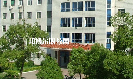 武漢黃陂職業(yè)技術學校2022年報名條件、招生要求、招生對象