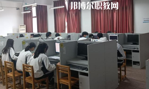武漢建設(shè)學(xué)校2022年報(bào)名條件、招生要求、招生對(duì)象