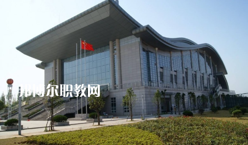 武漢體育運(yùn)動學(xué)校2022年報(bào)名條件、招生要求、招生對象