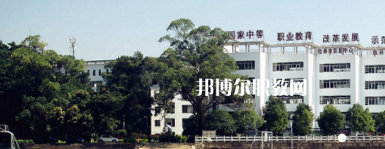 桂林市旅游職業(yè)中等專業(yè)學(xué)校2022年報(bào)名條件、招生要求、招生對(duì)象