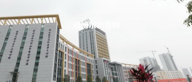 河池職業(yè)教育中心學(xué)校2022年怎么樣、好不好