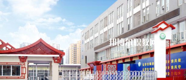 成都華商理工職業(yè)學(xué)校2023年學(xué)費、收費多少