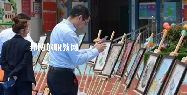 汶川縣特殊教育學校地址在哪里，哪個地區(qū)，哪個城市?