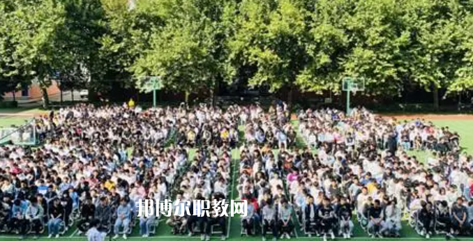 陜西工程科技高級技工學(xué)校地址在哪里，哪個地區(qū)，哪個城市?