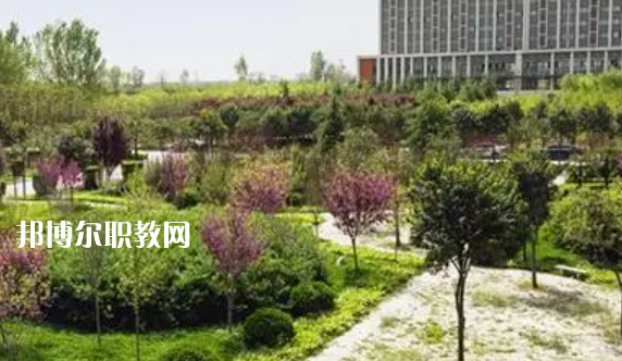 陜西省高新技術(shù)學(xué)校地址，乘車路線