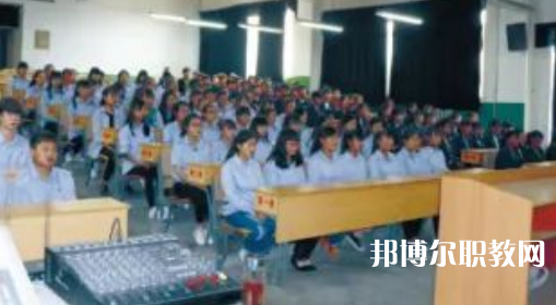 寶雞秦華職業(yè)技術(shù)學(xué)校怎么樣、好不好