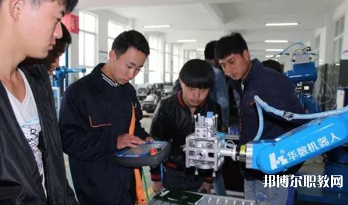 首鋼水城鋼鐵(集團)有限責任公司中等專業(yè)學校怎么樣、好不好