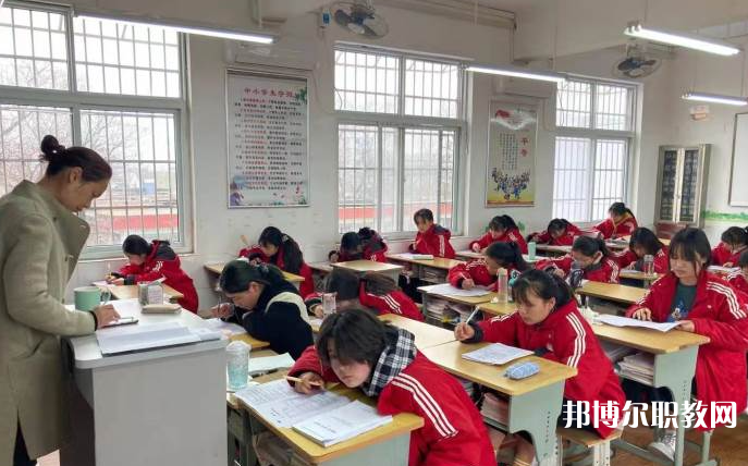 2023開封市第一職業(yè)中等專業(yè)學校招生計劃 招生人數(shù)是多少(附要求、條件、對象)