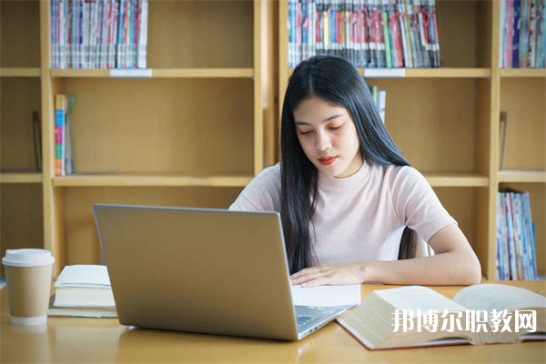 廣東哪里的職業(yè)學校能讀產(chǎn)品藝術(shù)設計專業(yè)