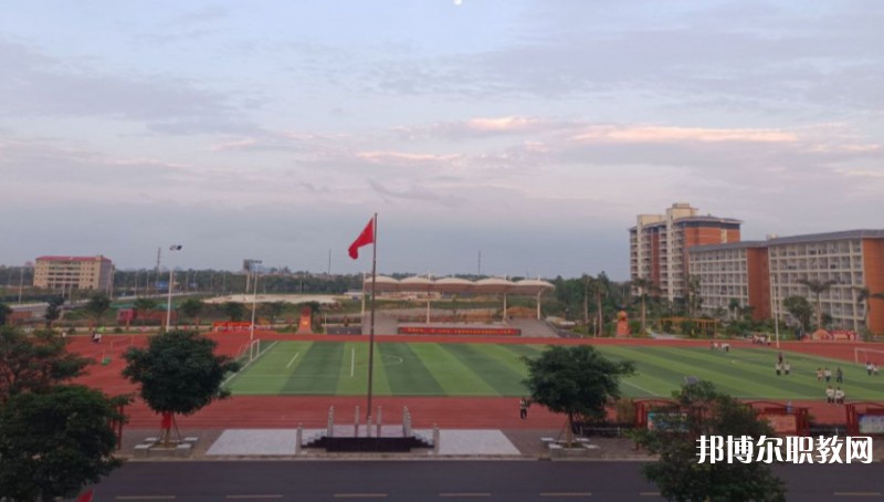 貴港市白云職業(yè)技術(shù)學校怎么樣、好不好
