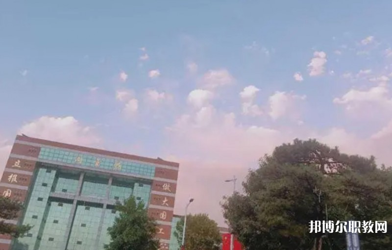 2024萊蕪航空中等專業(yè)學(xué)校招生計(jì)劃 招生人數(shù)是多少(附要求、條件、對(duì)象)