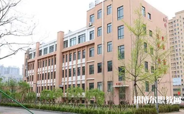 丹東市民族中等職業(yè)技術(shù)專業(yè)學(xué)校怎么樣、好不好