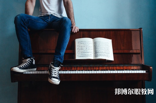 貴州哪里的中職學校能讀物流服務與管理專業(yè)