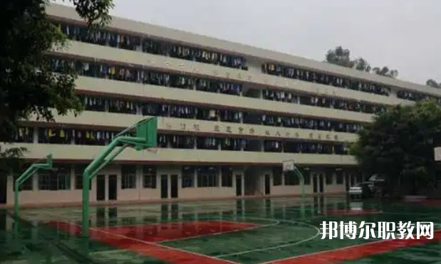 2025廣西電子高級技工學(xué)校多少錢 廣西電子高級技工學(xué)校各專業(yè)學(xué)費收費標(biāo)準