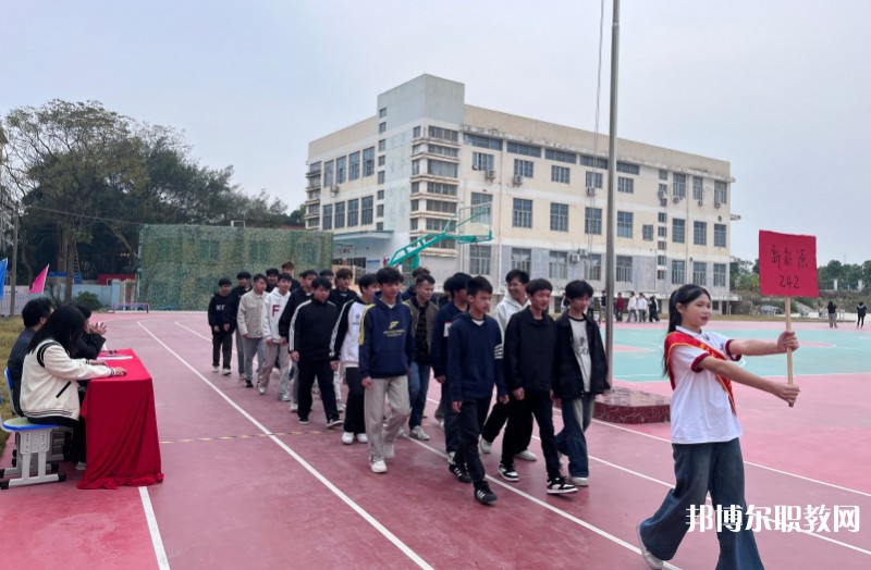 南寧運(yùn)德職業(yè)技術(shù)學(xué)校怎么樣、好不好